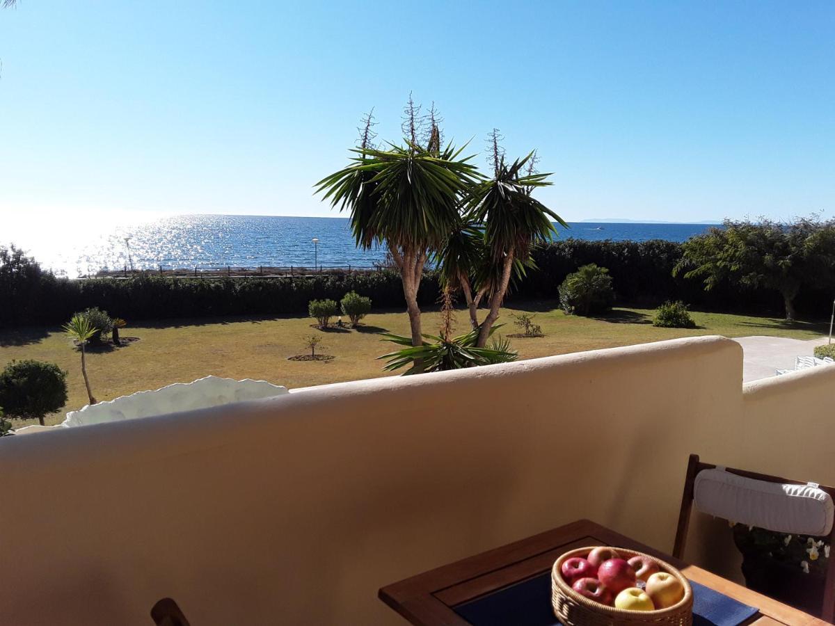 Beachfront Neptuno I, Complex,Views,Pool,Garden, Elviria Marbella Exterior foto