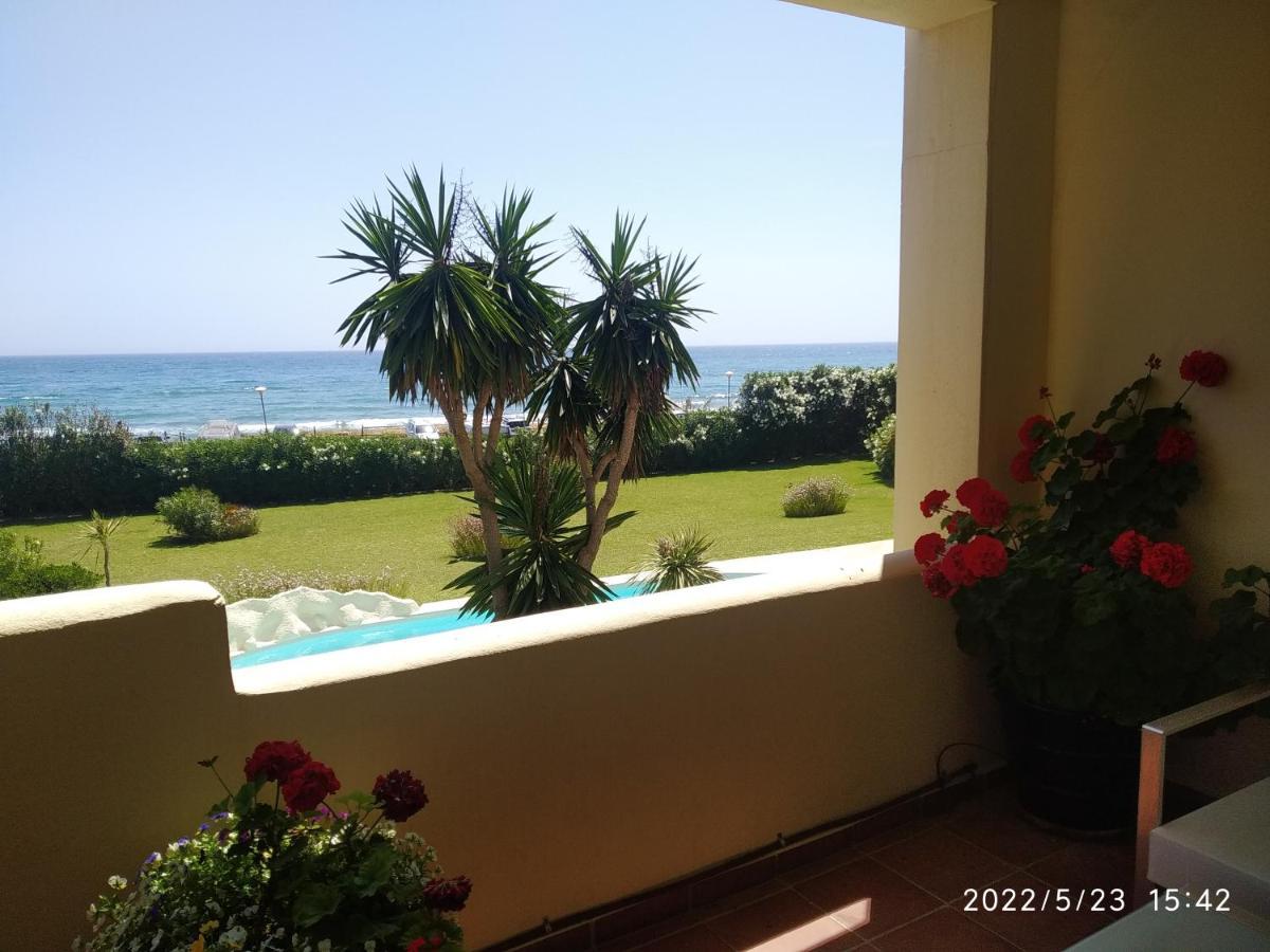 Beachfront Neptuno I, Complex,Views,Pool,Garden, Elviria Marbella Exterior foto