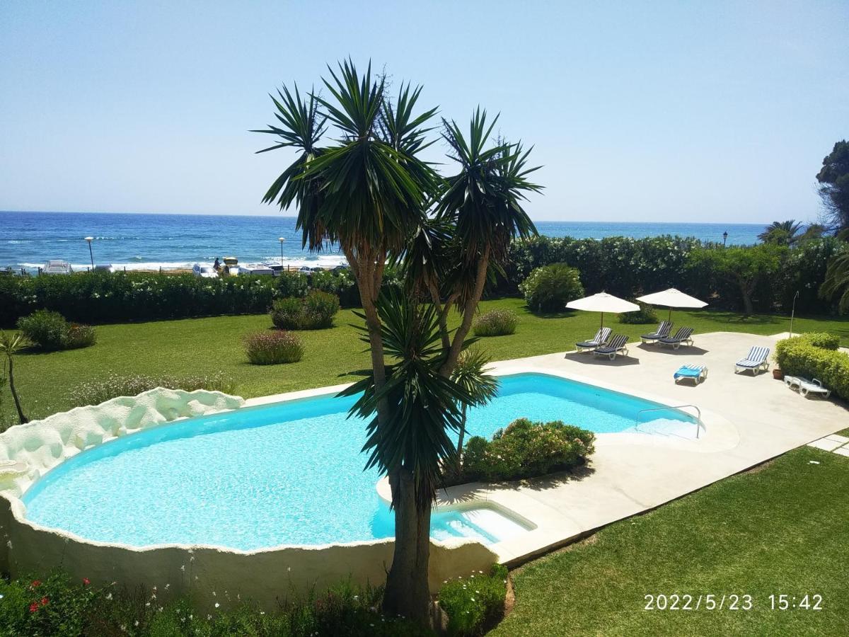 Beachfront Neptuno I, Complex,Views,Pool,Garden, Elviria Marbella Exterior foto