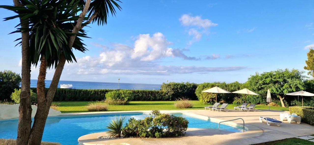 Beachfront Neptuno I, Complex,Views,Pool,Garden, Elviria Marbella Exterior foto