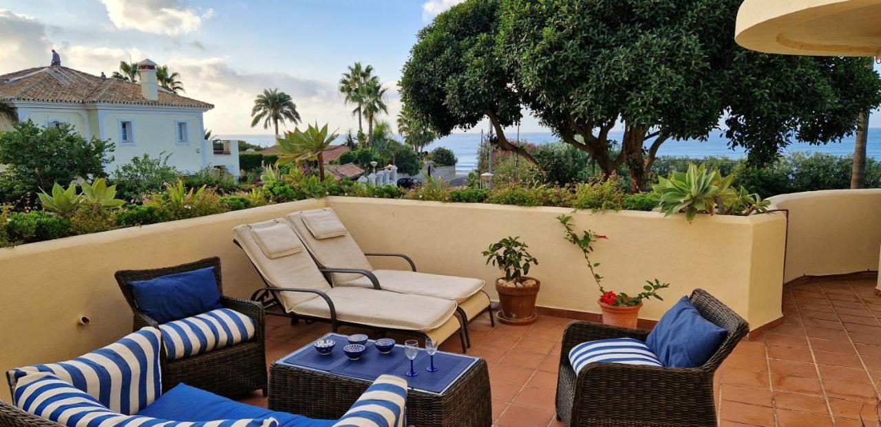 Beachfront Neptuno I, Complex,Views,Pool,Garden, Elviria Marbella Exterior foto